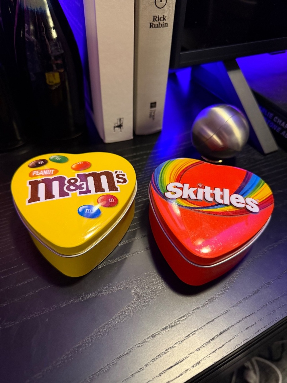 M&M'S and SKITTLES 2021 Collectible Heart Tins